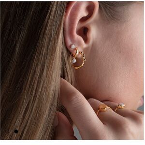 Monica Vinader Fiji Tiny Button Huggie Diamond Earrings